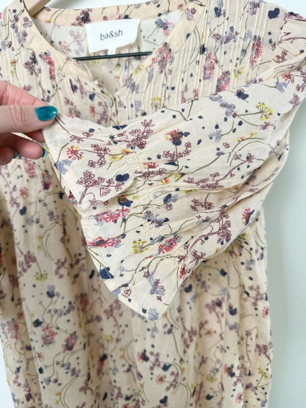 ba&sh Floral Blouse Pintuck Boho Top Short Sleeve Button Front Ivory Cotton 2 - Picture 3 of 8